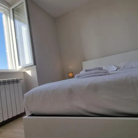 Nazario Sauro 20 * Trieste