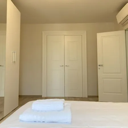 Nazario Sauro 20 * Trieste