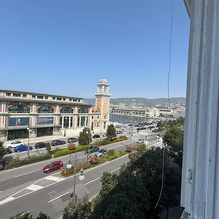 Nazario Sauro 20 Апартаменты *