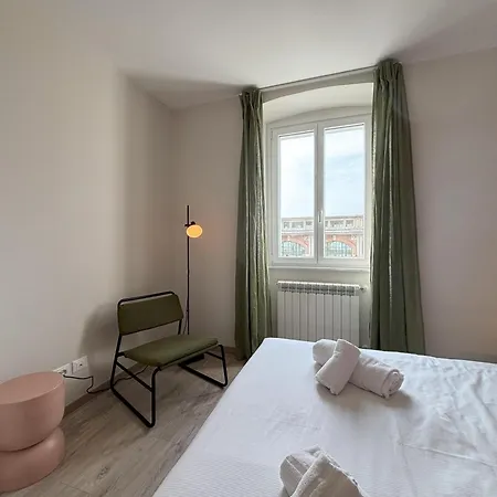 Nazario Sauro 20 Appartamento Trieste