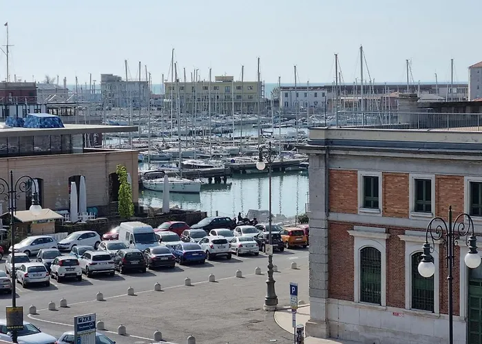 Nazario Sauro 20 Триест