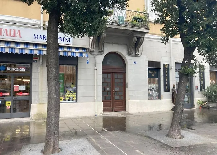 Nazario Sauro 20 * Τεργέστη