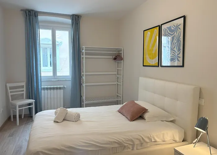 Nazario Sauro 20 Апартаменты